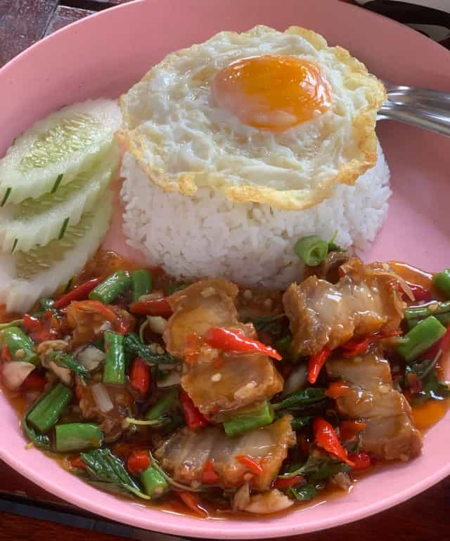 ก๋วยจั๊บน้ำข้นป้าติ๊กกะตะ สูตรโบราณ