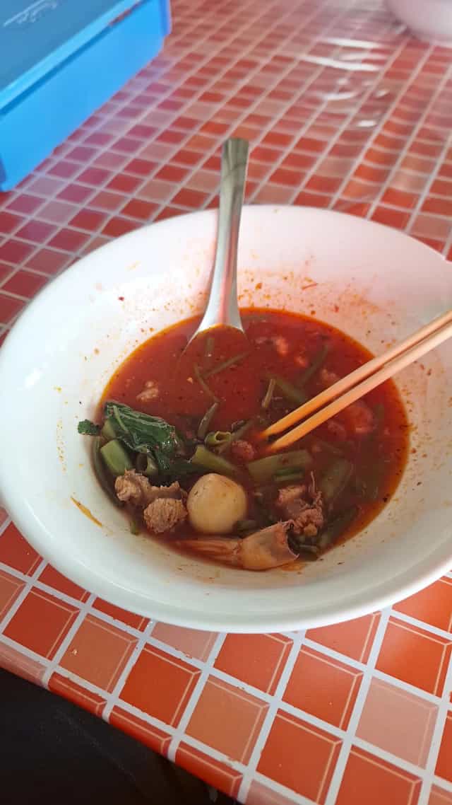 บ้านริมเลปำ เย็นตาโฟ-ต้มยำทะเล