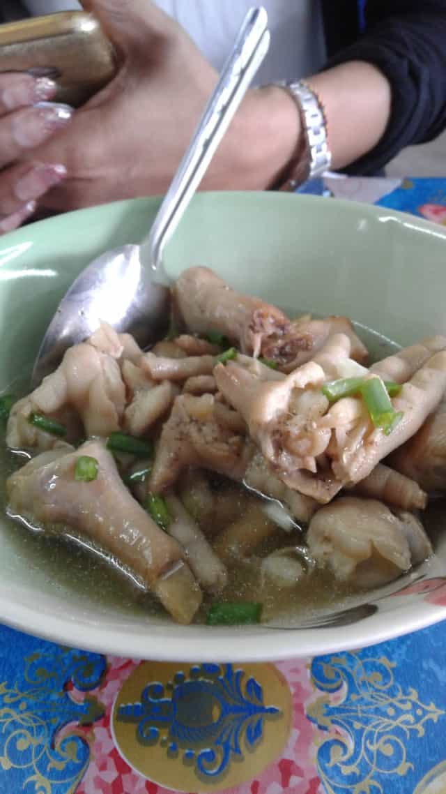 เย็นตาโฟทะเลก๋วยจั๊บหมูต้มยำ