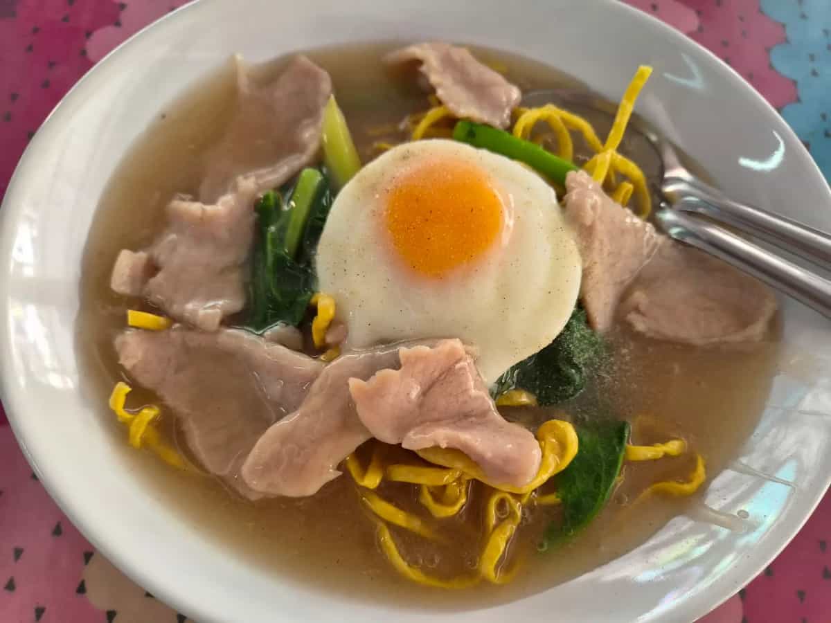 เจ๊ใจราดหน้า
