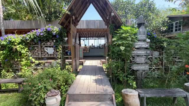 บ้านไร่ ไอทะเล คาเฟ่ ภูเก็ต