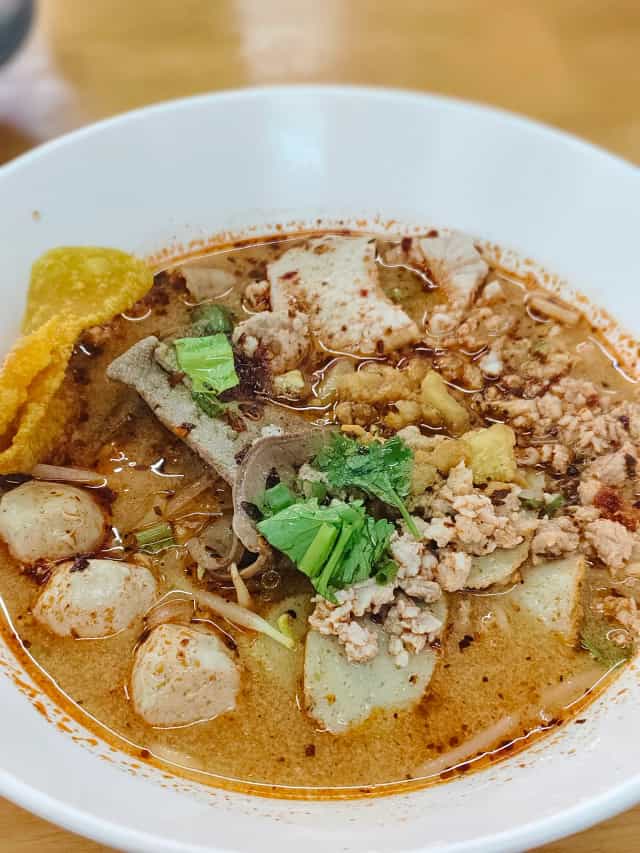 ก๋วยเตี๋ยวนิวเบรคแตก บขส.เก่า ภูเก็ต