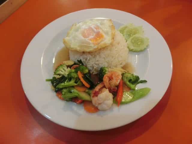 Genuine thai food มาลัย อาหารตามสั่ง