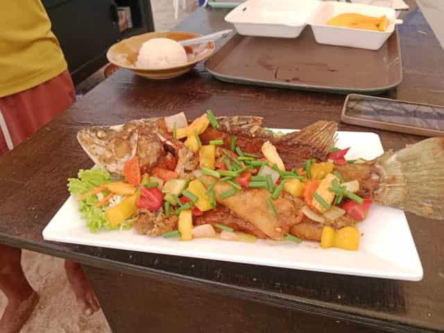 Simon's Restaurant (حلال)