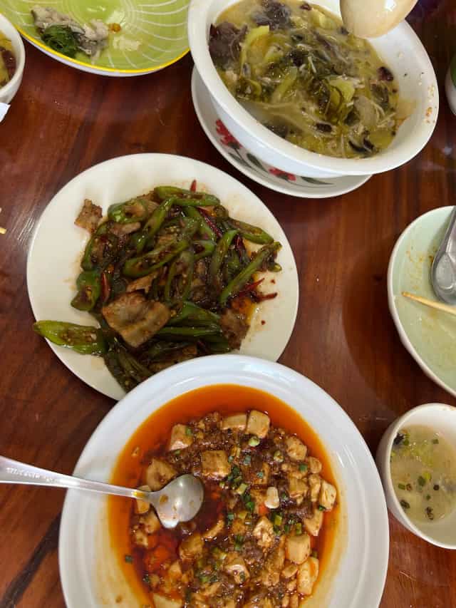 ฉวนช่าย 川菜 ( ร้านอาหารจีนเสฉวน )