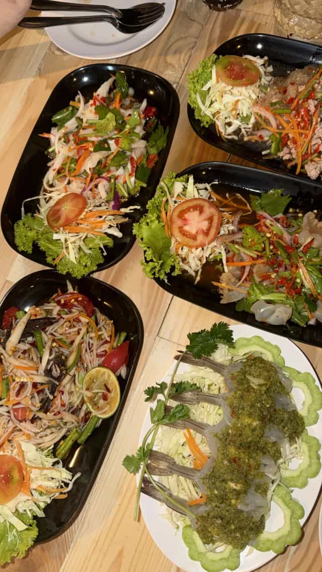 ร้านติดหม้อ จิ้มจุ่ม ย่างเนย ป่าตอง