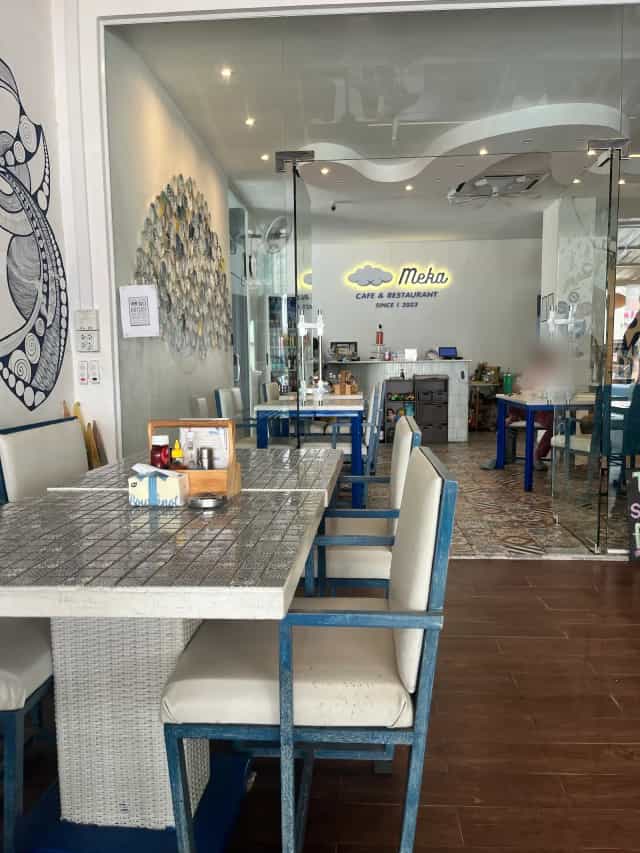 Meka Cafe & Restaurant