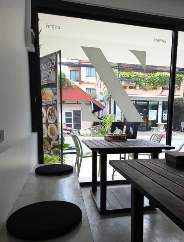 Zarah Bites & brews Halal (ติดกับร้าน Mahsuri Tour kamala)