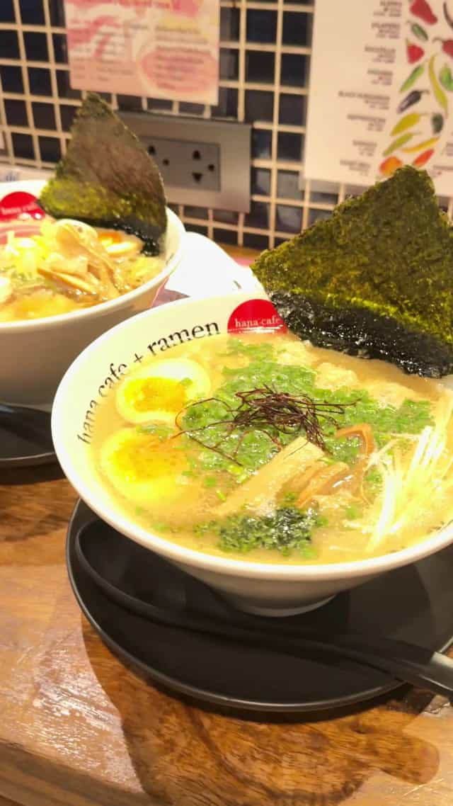 hana cafe + ramen rawai らあめん花亭 ラワイ店