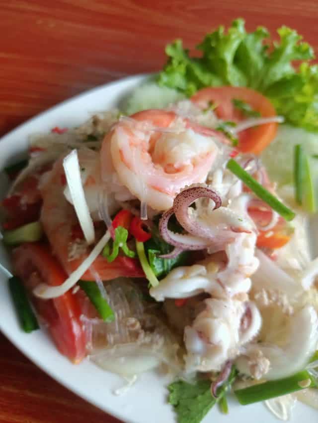 PHAD THAI MR. KOM (ผัดไทยมิสเตอร์คม)