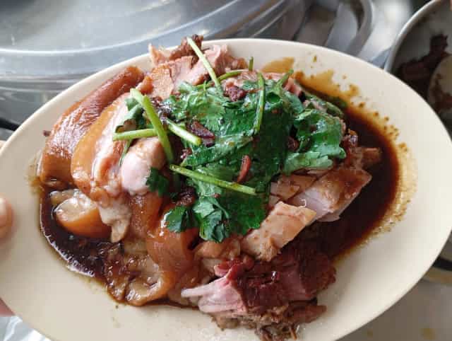 โกดำ(วัดกลาง) ข้าวมันไก่ สามกอง ภูเก็ต kodam chickenrice samkong