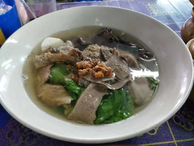 เย็นตาโฟทะเลก๋วยจั๊บหมูต้มยำ