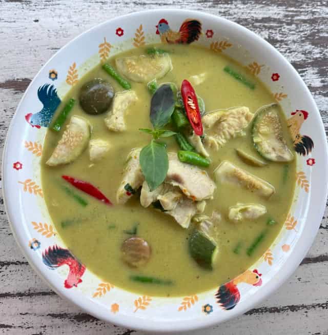 Genuine thai food มาลัย อาหารตามสั่ง