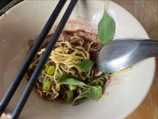 เตี๋ยวเรือยุดยา สาขา 135 ภูเก็ต อนุสาวรีย์ (ท่าเรือ)