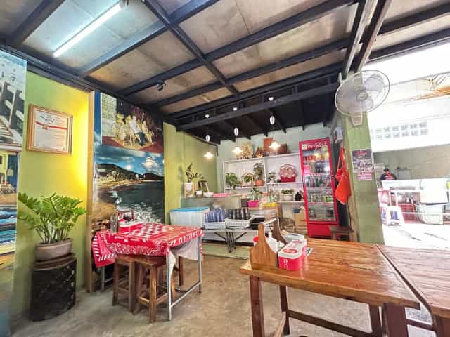 ผัดไทยพานหิน