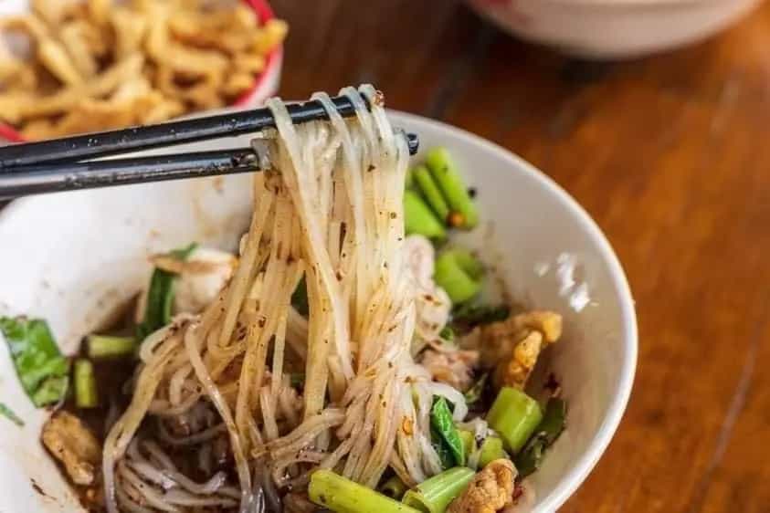 เตี๋ยวเรือยุดยา สาขา 135 ภูเก็ต อนุสาวรีย์ (ท่าเรือ) banner