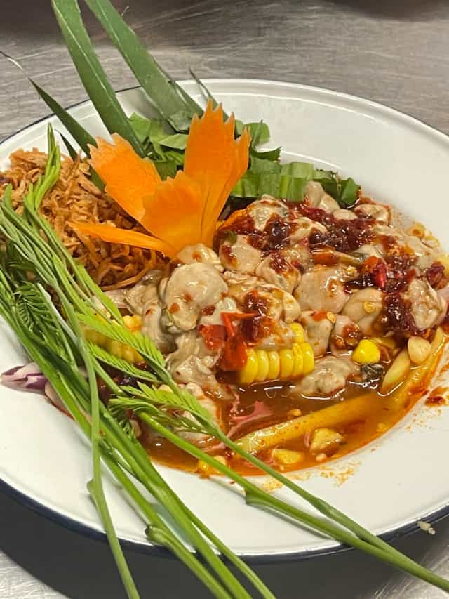 ยิ่งเจริญ ภูเก็ต(หมูกระทะ ส้มตำ เบียร์วุ้น)