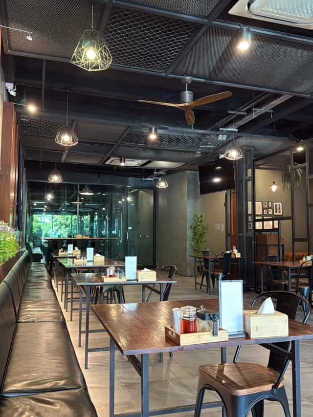 AOGAMI Ramen Cafe アオガミ