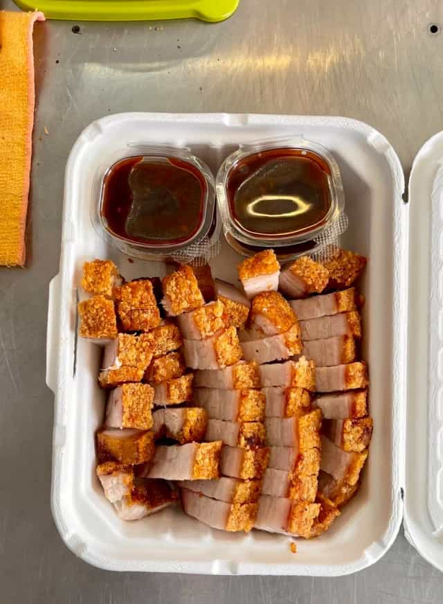 หมูกรอบทองคำ mookrobtongkam สาขา 85