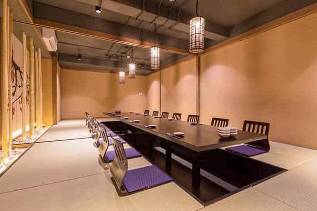 เท็ปเป็น สาทร ร้านอาหารญี่ปุ่น เอ็นเตอร์เทนเมนท์ไดนิ่ง