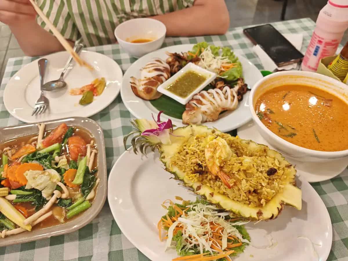 Yoyo Restaurant Karon Beach Phuket