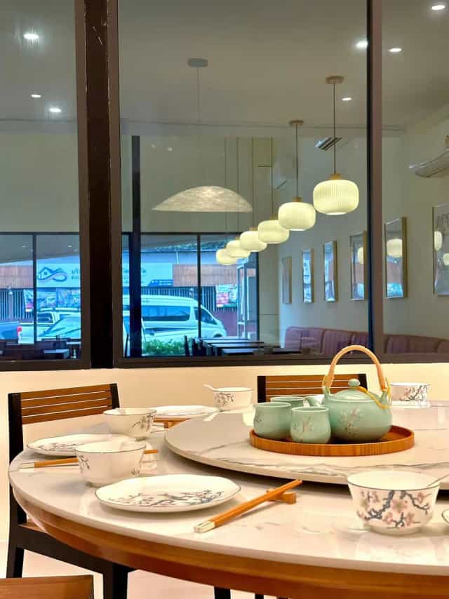 ร้านอาหารจีนจิงหัว 京华中餐厅 (JingHua Chinese Restaurant)